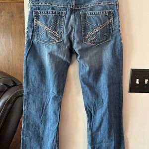 Kids wrangler 20x bootcut size-16 husky, new condition, adjustable band inside